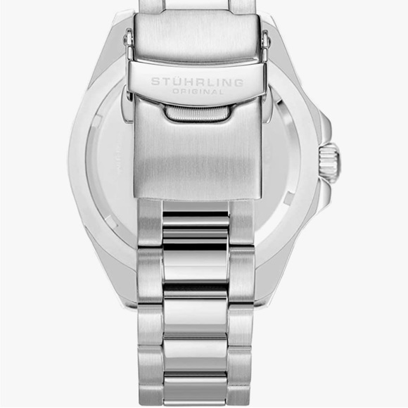 STUHRLING mens Diving watch 100meters - Picture 3 of 3